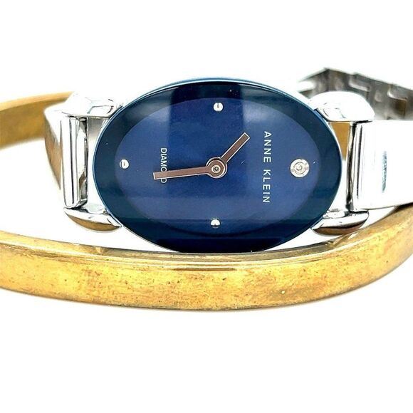 Watch & Cuff - Picture 2 of 6